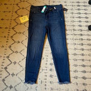 NWT (size 14/32) Liverpool LA High Rise Ankle medium dark wash jeans